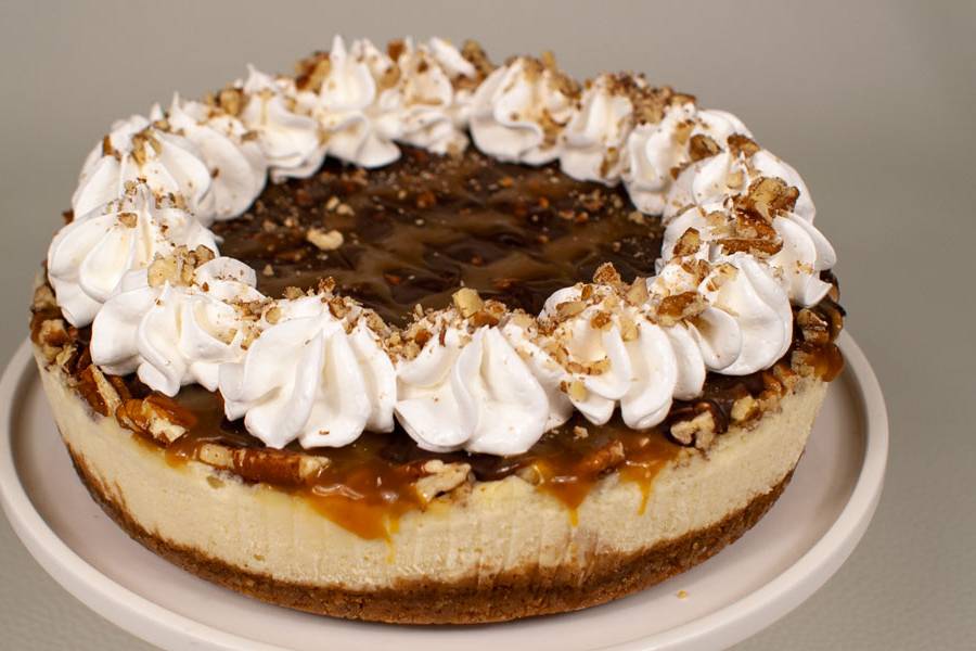 Easy Turtle Cheesecake Factory Recipe 2023 AtOnce