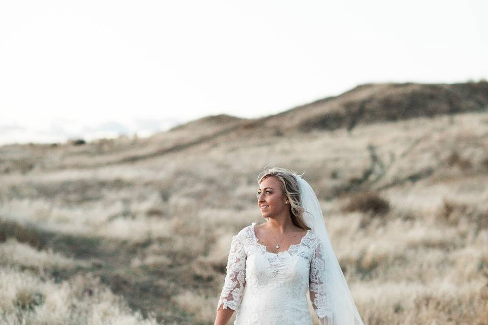 Romantic lace wedding dress