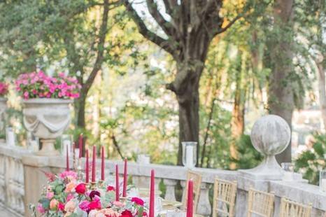 Newlyweds' reception table