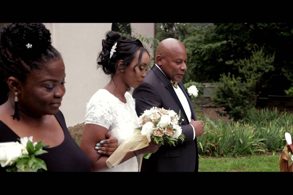 An emotional escort (Faduma and Jeffrey's wedding)