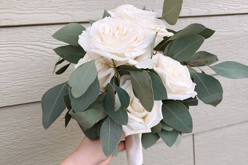 petite bridal bouquet