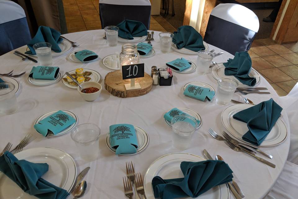 Woodlawn Beach Table setting