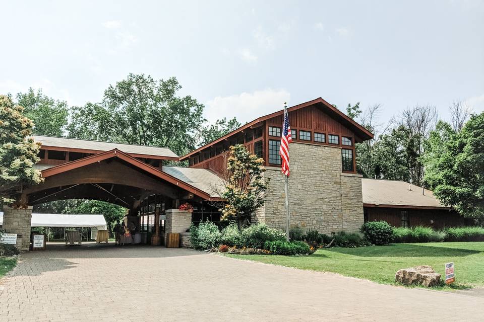 Lodge at Woodlawn Beach