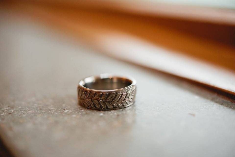 Platinum Fern Wedding Band