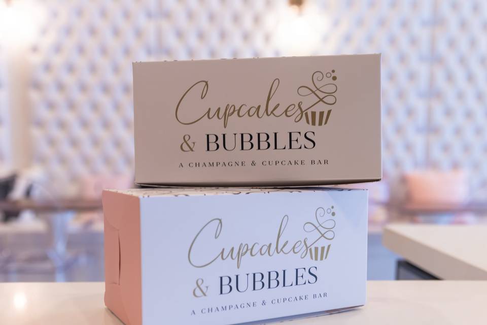Cupcakes & bubbles