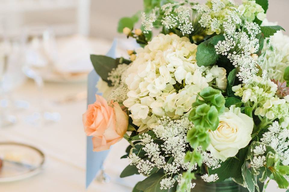 Simply Elegant Floral Decorators