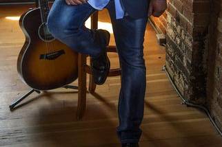 Eric Anthony Singer Guitarist