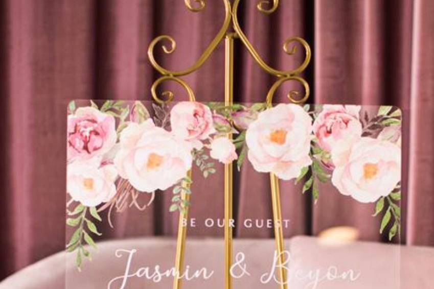 Acrylic wedding seating chart