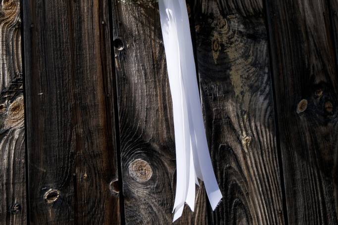 Barn door decor