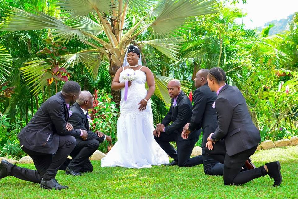 Bride with groomsmen