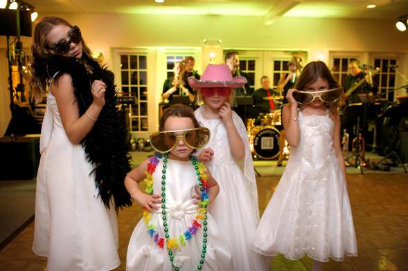 Bride's flower girls