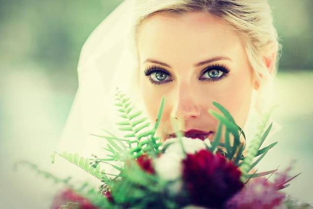 Thick lashes
