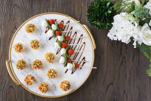 Hors d'oeuvres!