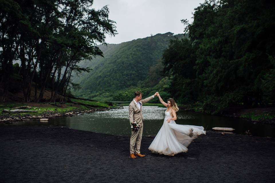 Hawaii wedding photographer