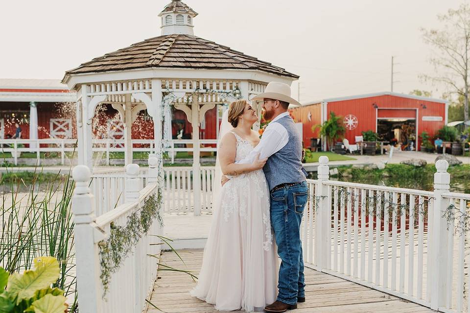 Bride & Groom Portrait