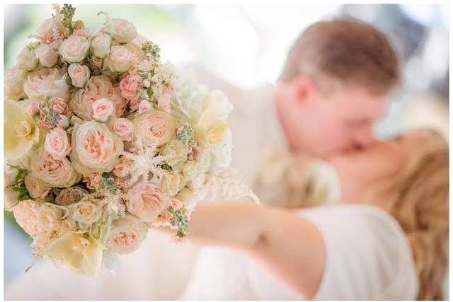 Vintage Travel Wedding