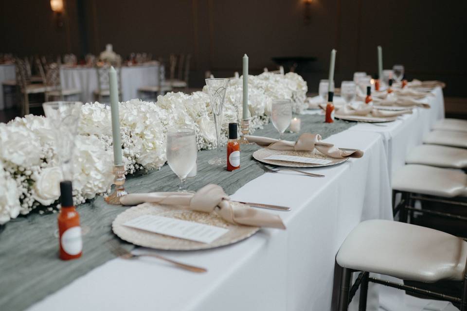 White King table centerpiece