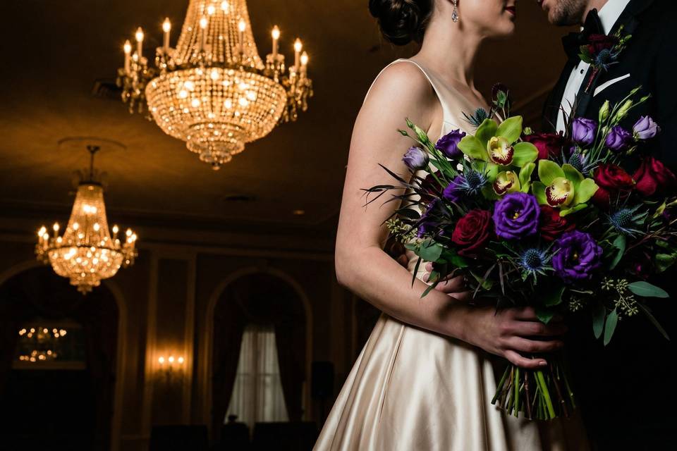 Bridal-bouquet-coral-peach