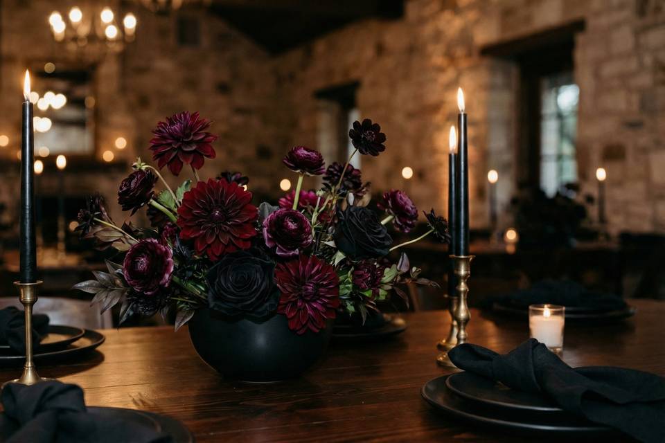 Centerpiece-monochrome-blush