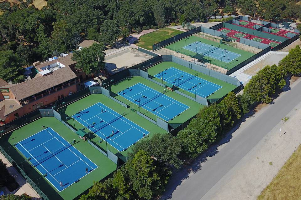 Tennis Ranch