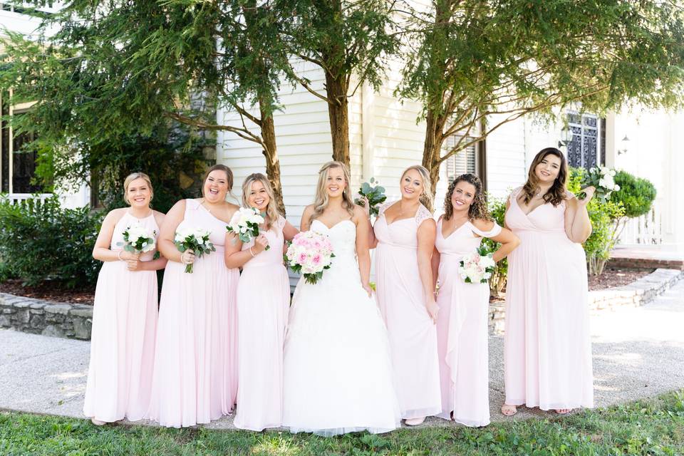 Bridal party in light pink
