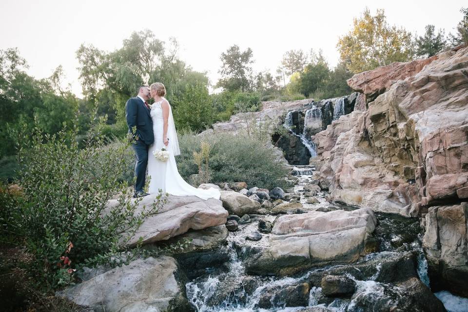 The newlyweds first kiss