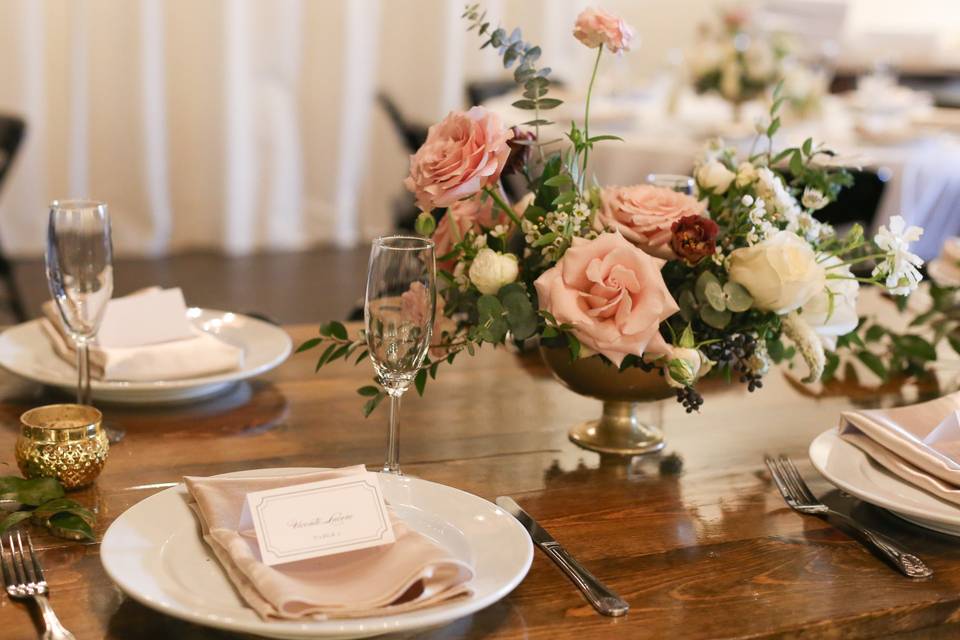 Elegant table setting