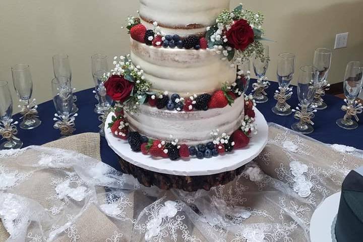 Naked cake with fresh fruit