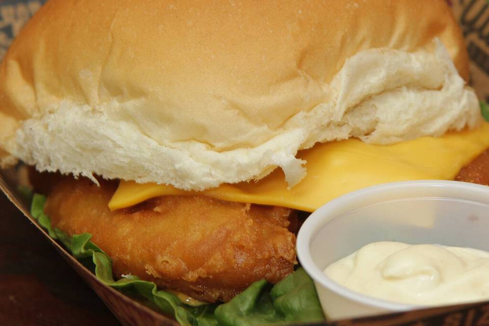 Lily's Wings, Burgers & Things