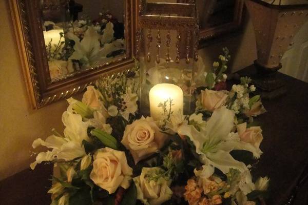 Lily's Roses, Sahara Roses, gold box , pillar candle with beading