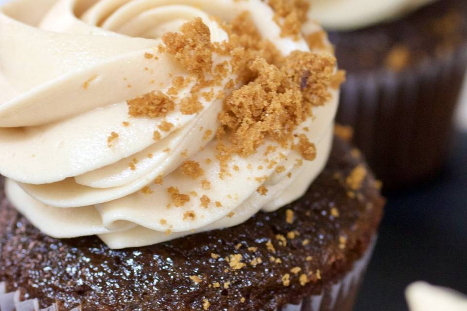 Chocolate Biscoff Cupcakes
