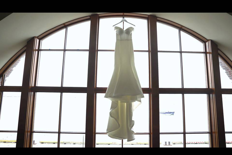 Dress in front of the Atlantic