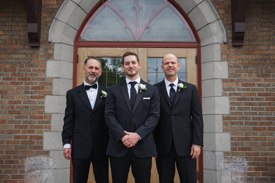Groom, father and father in-la