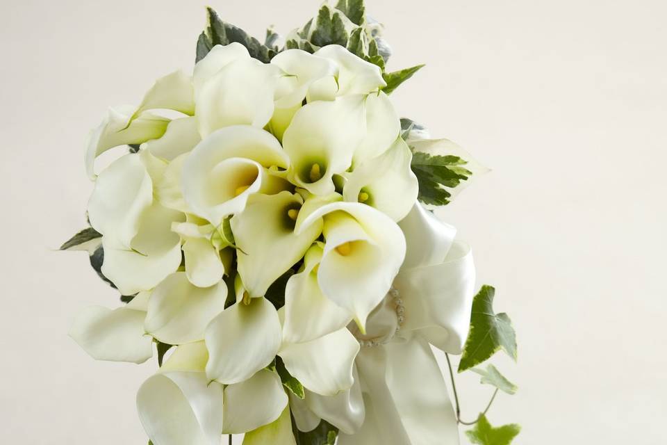 The Classic White Bouquet