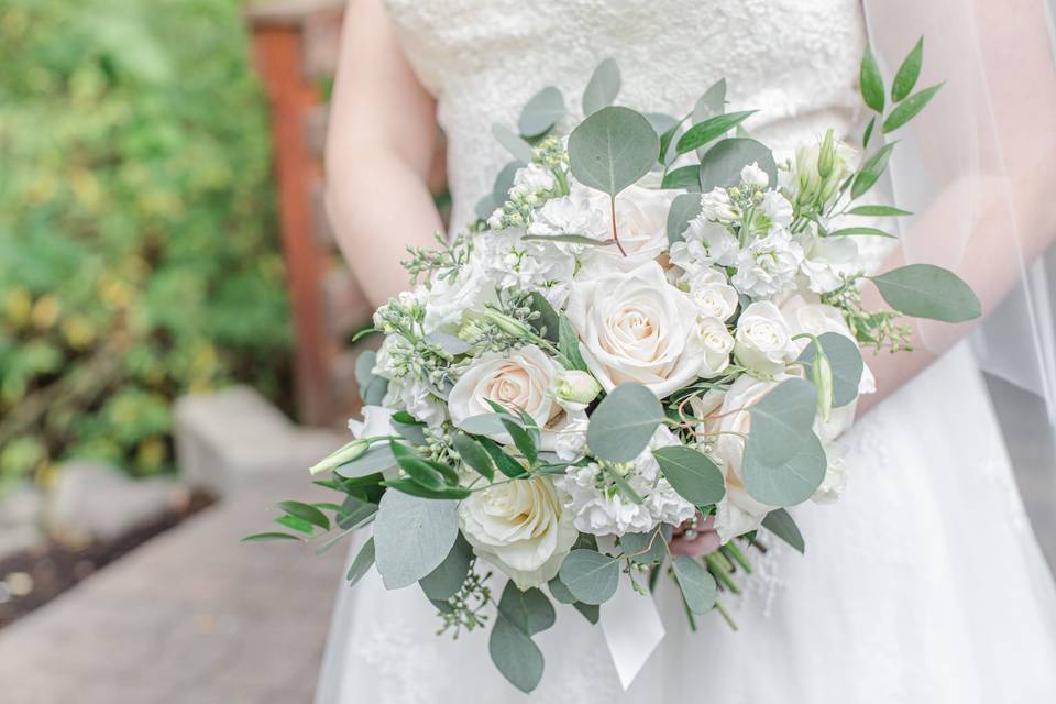 White and green bouquet