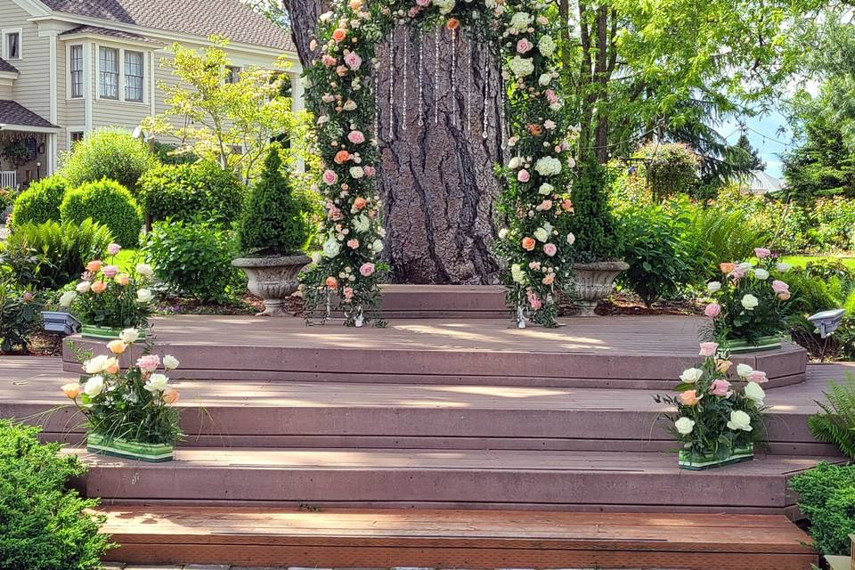 Full Flower Wedding Arch