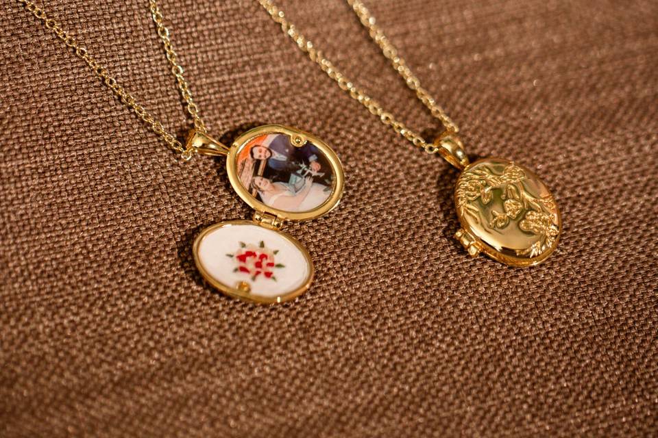 Custom floral locket
