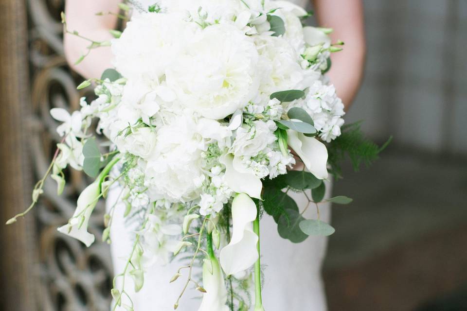 Cascading bridal bouquet