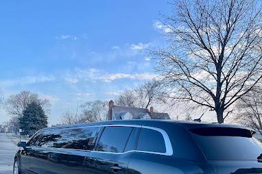 Lincoln MKT Stretch Limo