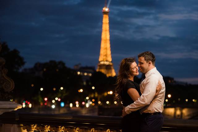 Paris Engagement Photographer