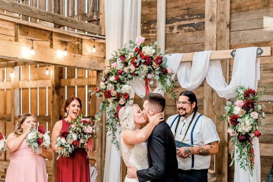 Indoor ceremony, october