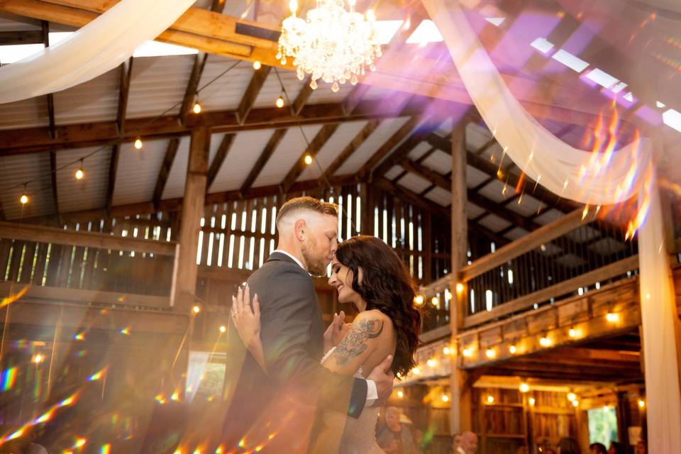 Bride groom first dance