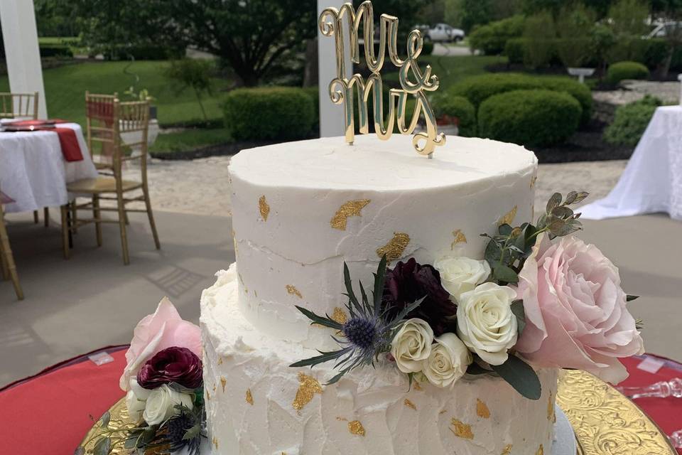 Two tier wedding Cake