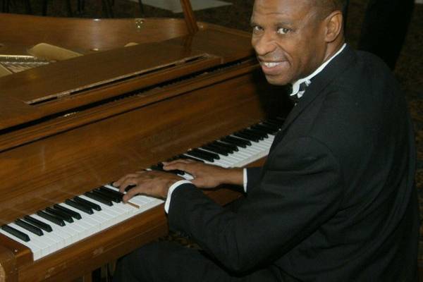 Terry Marshall-Pianist