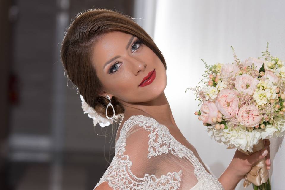 Bridal hair and makeup