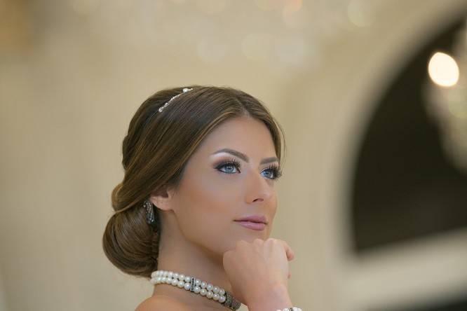 Bridal hair and makeup