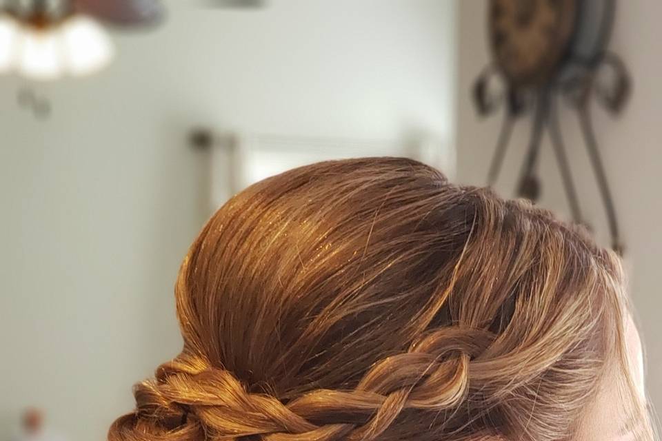 Bridal hair and makeup