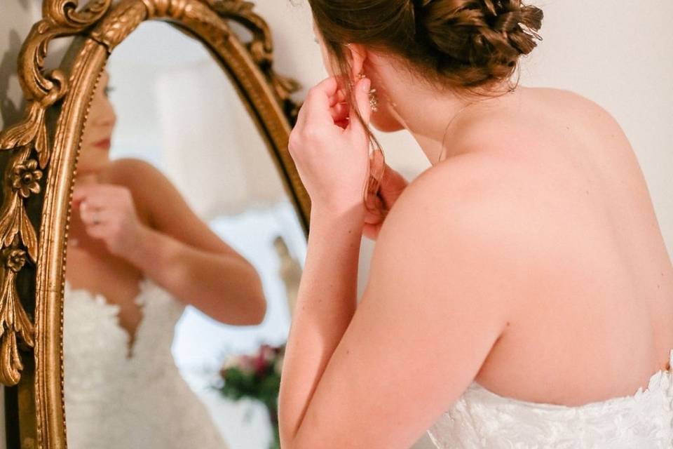 Bridal hair and makeup