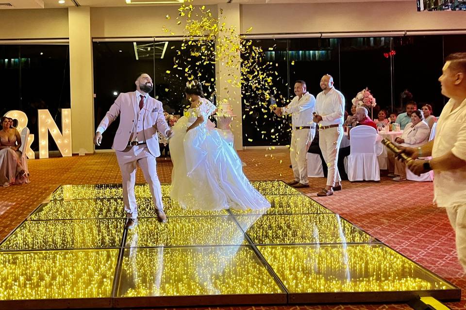 Dance floor 9