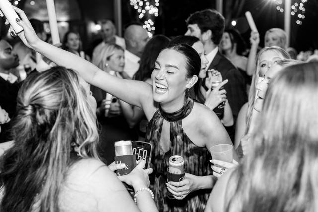 Instagram: @katieandalecphoto